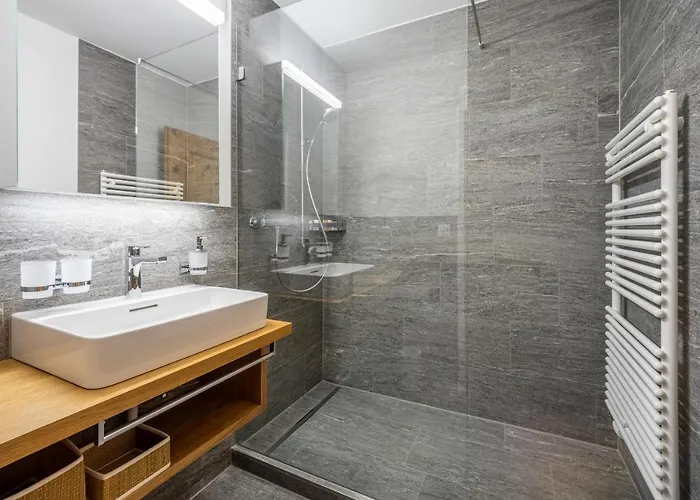 Homes - Val Signina 1-13a *