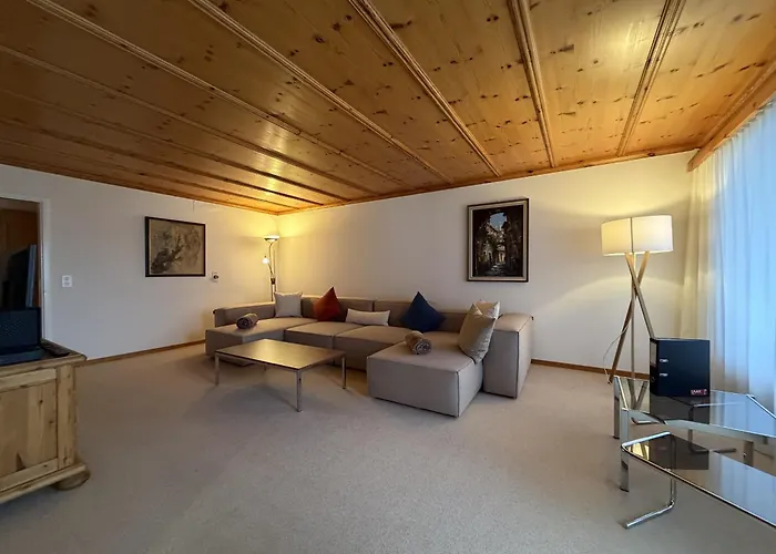 Homes - Val Signina 1-13a *