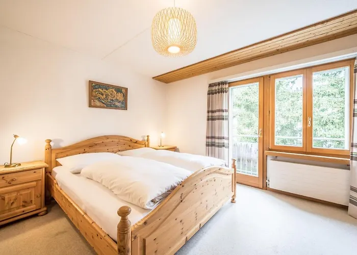 Homes - Val Signina 1-13a *